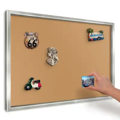 Magnetická tabule s motivem oranžového čtverce v minimalistickém stylu