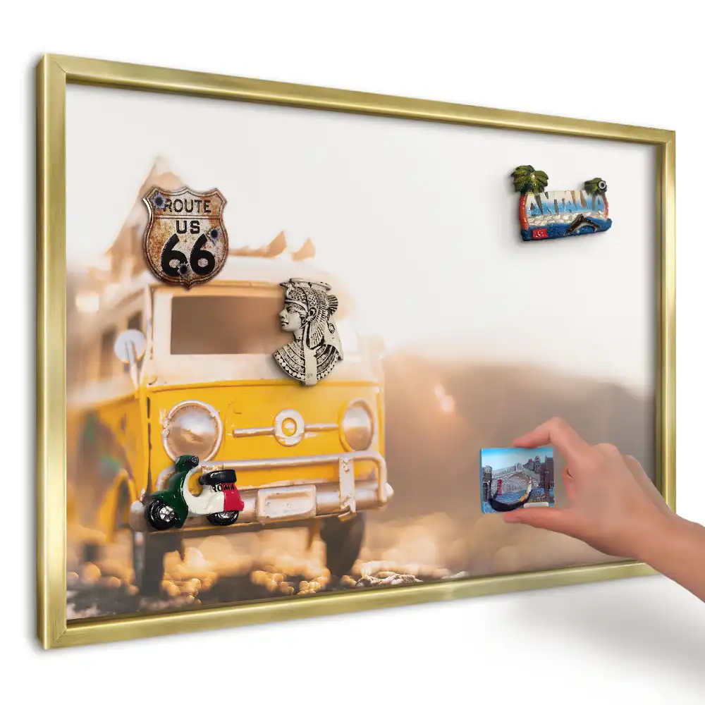 Magnetická tabule Žlutý autobus na slunci