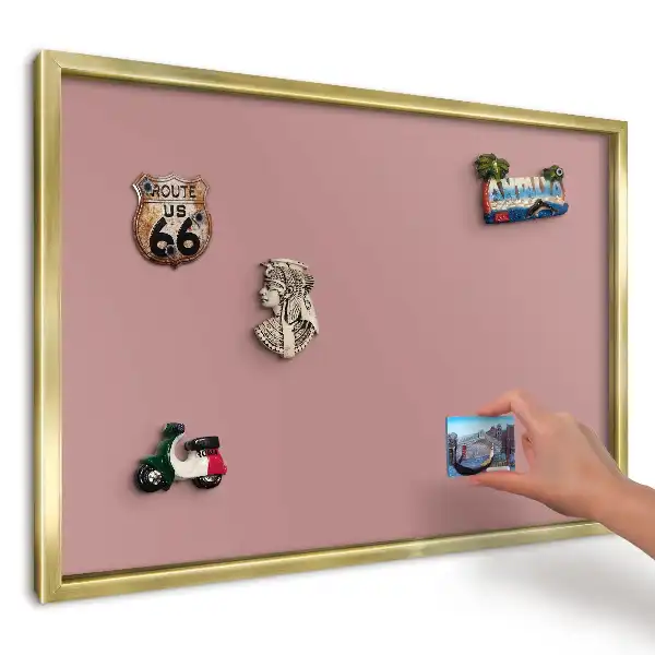 Magnetická nástěnka v růžovém minimalistickém stylu