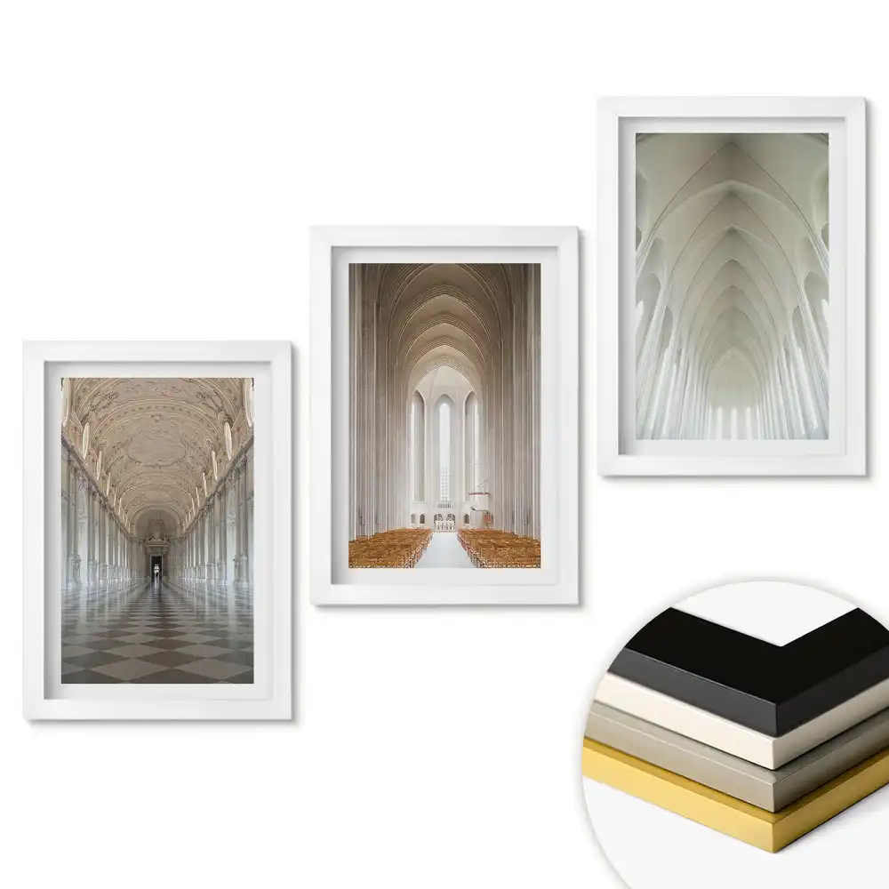 Triptych v rámu Elegance architektury v minimalistickém stylu