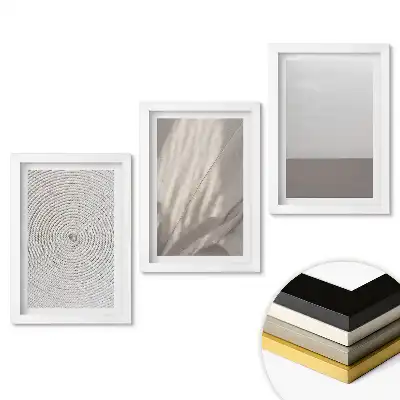 Triptych v rámu s minimalistickou kompozicí v neutrálních tónech